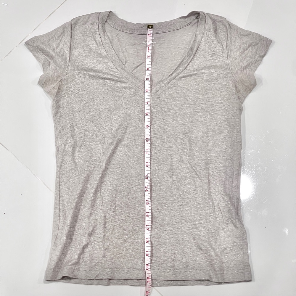 J.CREW Silver Linen V-Neck Short Sleeve Tee XXS - Picture 3 of 4
